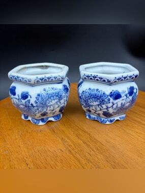 Vintage Miniature Porcelain Planters Cobalt Blue & White Floral Design Set of 2